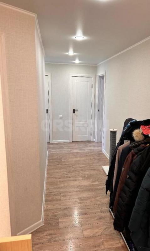 Продается трехкомнатная квартира 79.4 кв. - Орск