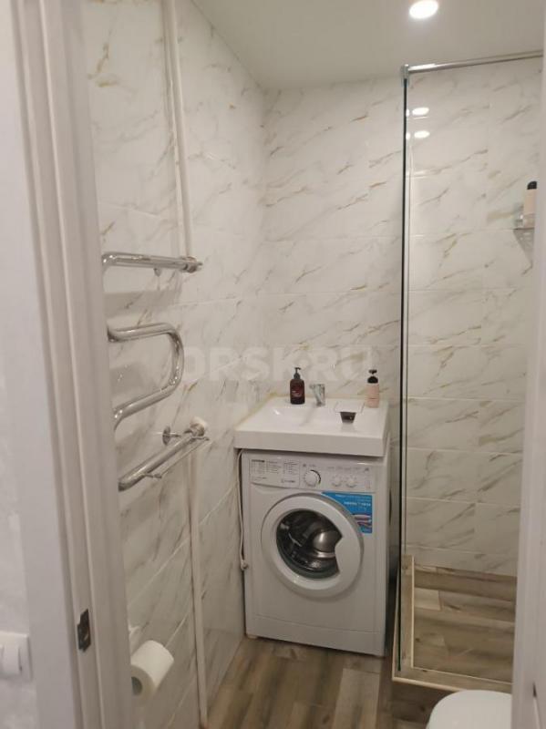 Продам 2-х комнатную квартиру в центре города Орска. - Орск