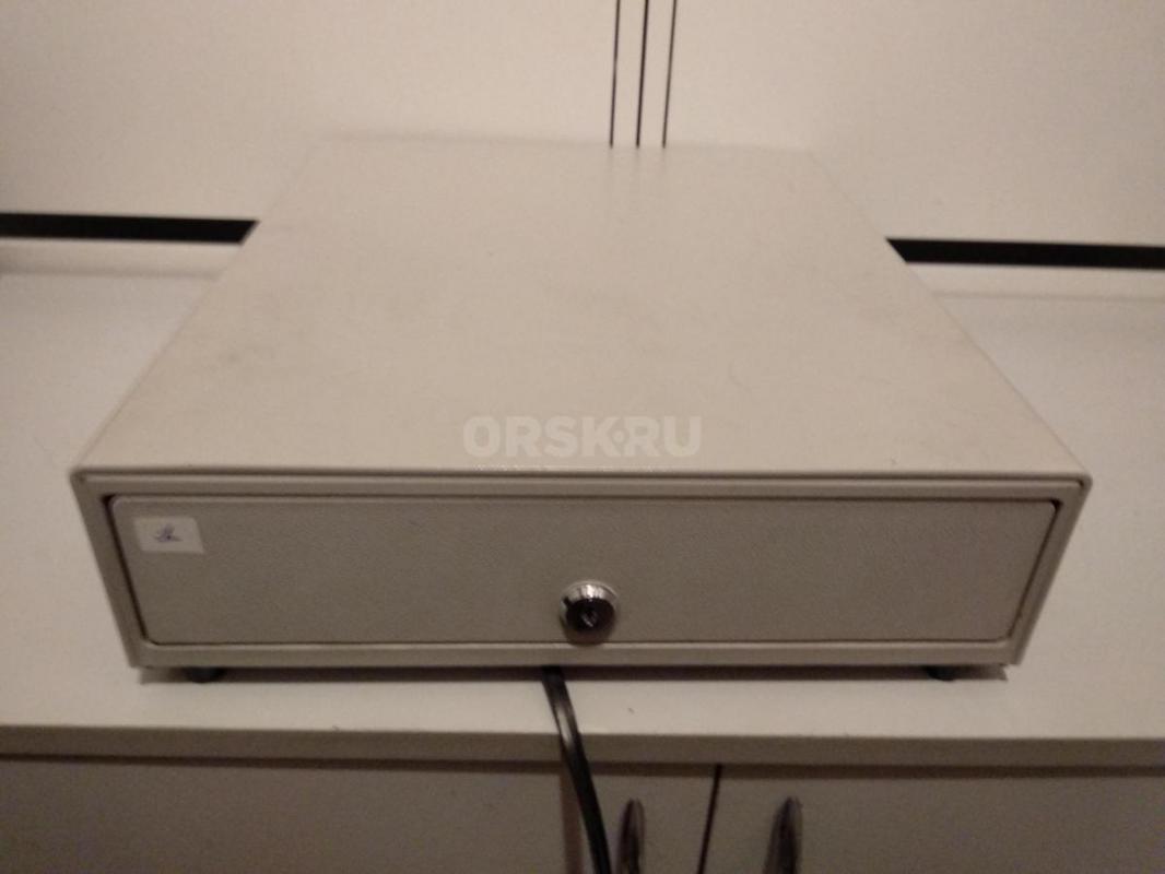 Продам Стеллажи тумбочки рецепшн Ден ящик - Орск