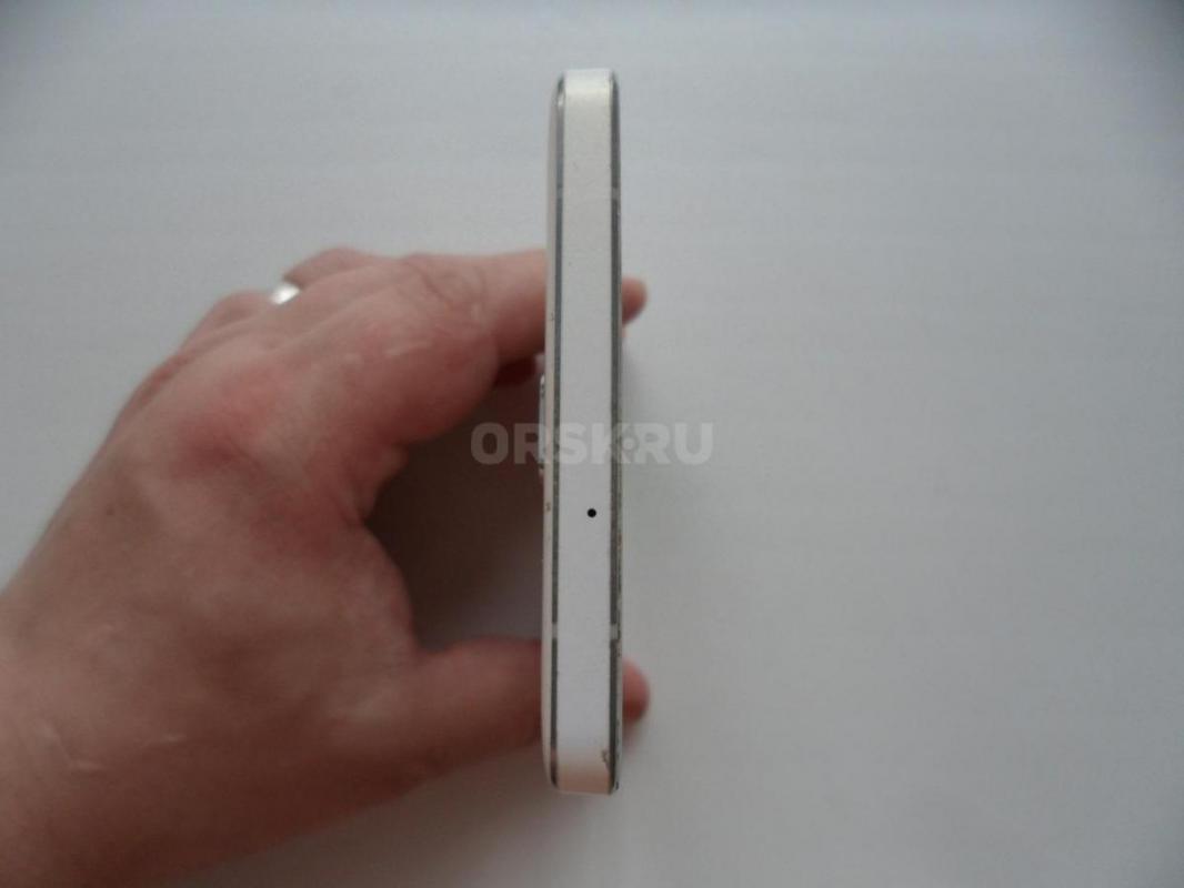 Смартфон Samsung SM-A500F/DS под восстановление. - Новотроицк