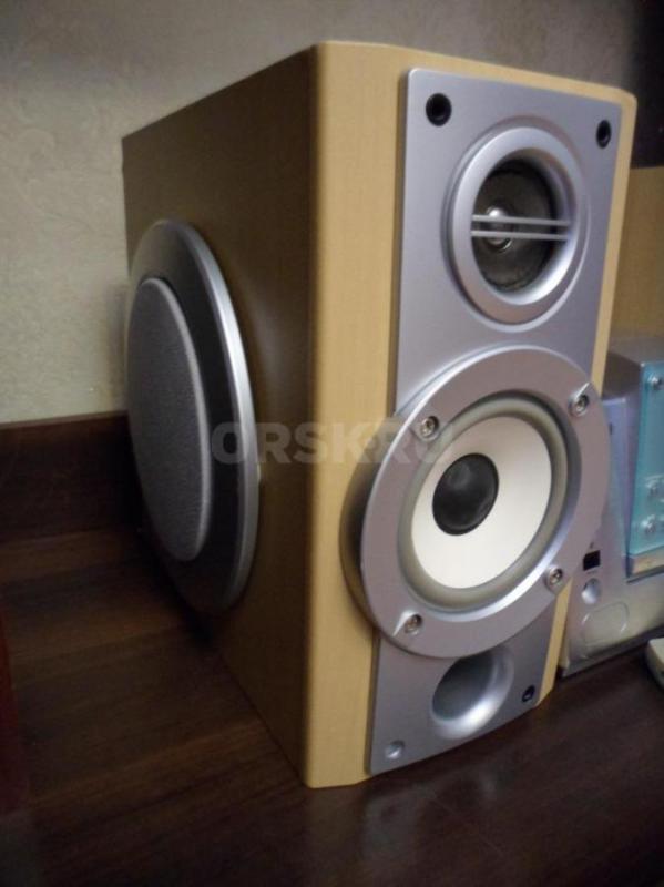 Музыкальный центр Samsung MM-ZB9. - Новотроицк