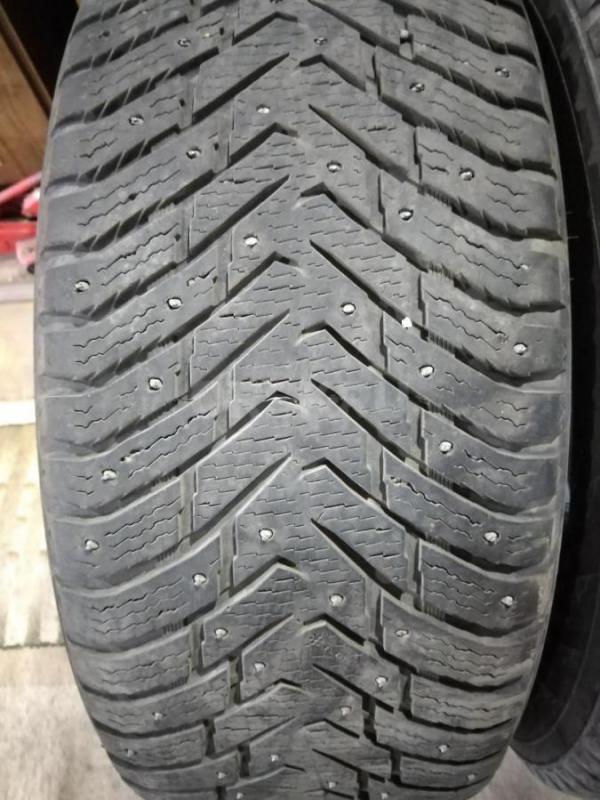 Продам комплект зиней резины б /у ходил один сезон. - Новотроицк