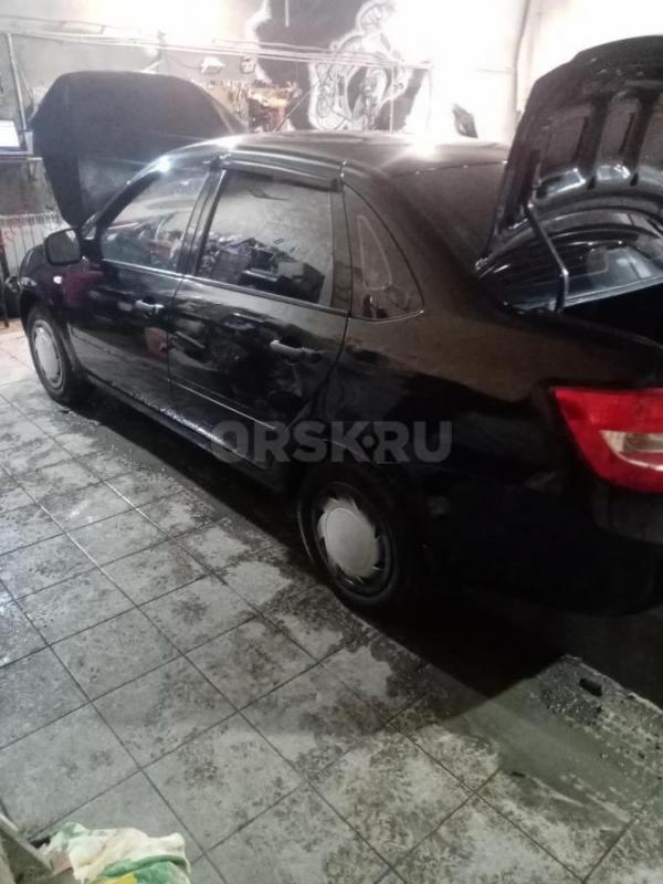 Гранта 2013 г сост отличное без вложений на новой зимней резине без кондиционера. - Орск