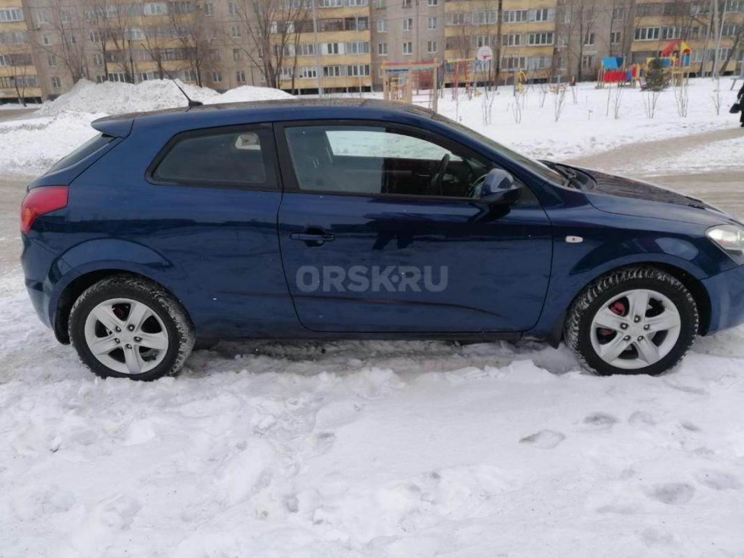 Продам Kia ceed купе в красивом цвете в отличном состоянии. - Орск