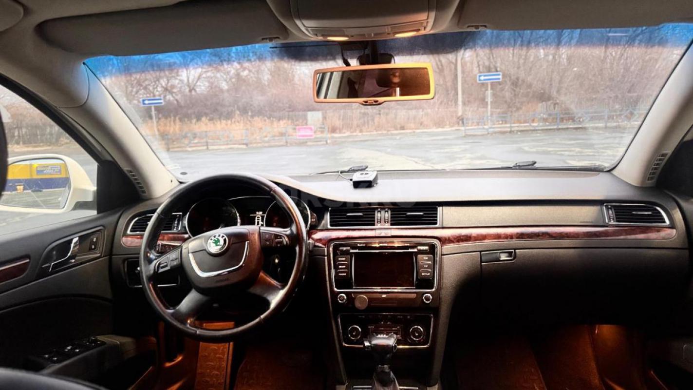 Продам Skoda Superb 2, лифтбэк, 2011 года. - Орск