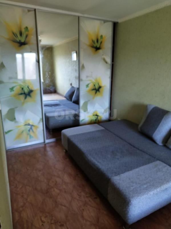 Продам двухкомнатную квартиру на улице Тагильская. - Орск