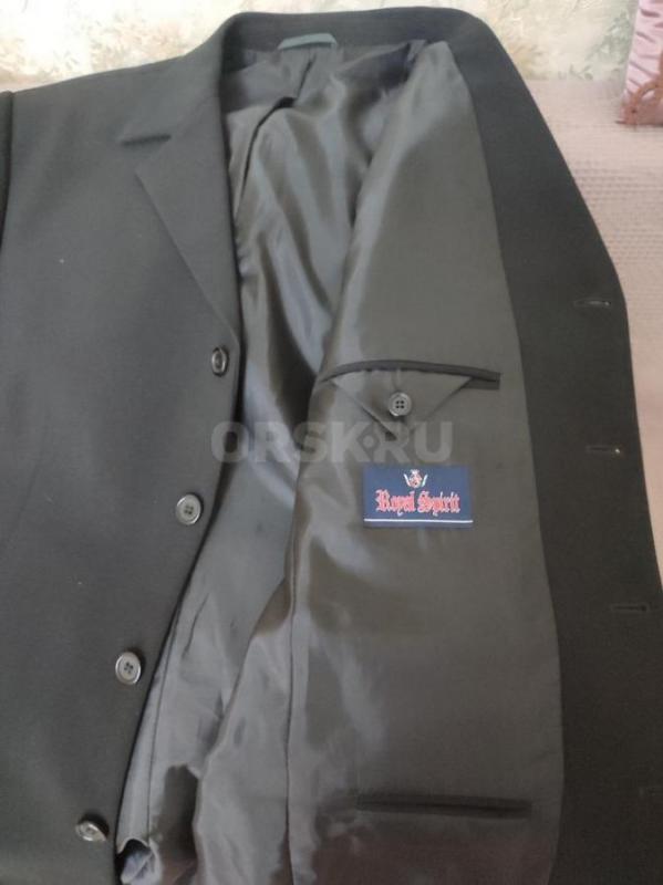 Продам костюм мужской черный, пиджак и брюки, цвет черный, размер 48-50, рост 184. - Орск