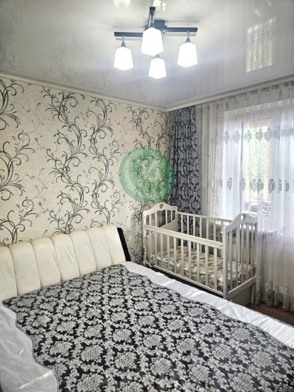 Продам 3-х комнатную квартиру улучшенной планировки по адресу: ул. - Орск