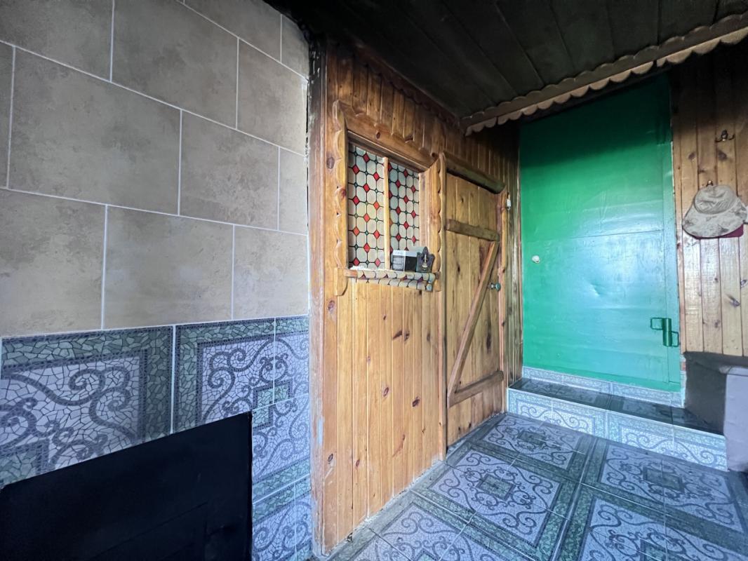 Продаётся 2-х этажный дом с земельным участком площадью 9 соток. - Кувандык