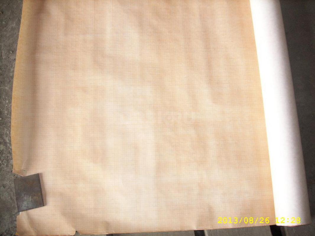 Продам рулонную бумагу миллиметровку , 0,8 м х40 метров рулон, в количестве 10 рулонов , цена одного - Орск