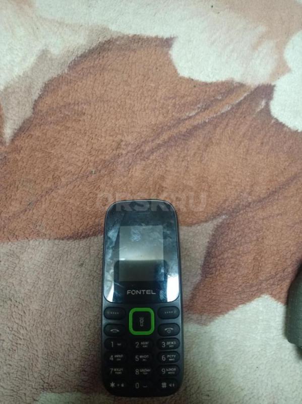 Продам два рабочих телефона кнопачные - Орск