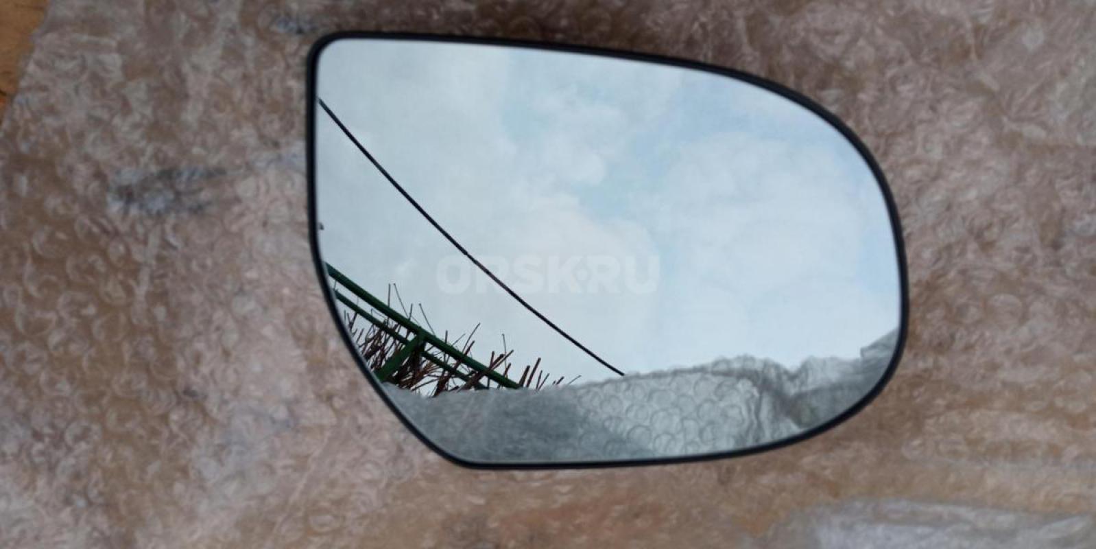 Пежо 406
Продам  крышку багажника,– дорестайл,  фара передняя левая – рестайл. - Орск