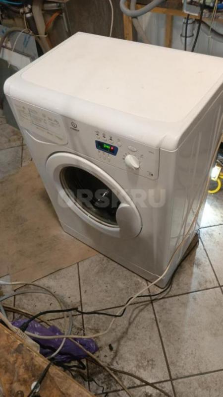 Стиральная машина indesit wise 10, на 4,5кг. - Орск