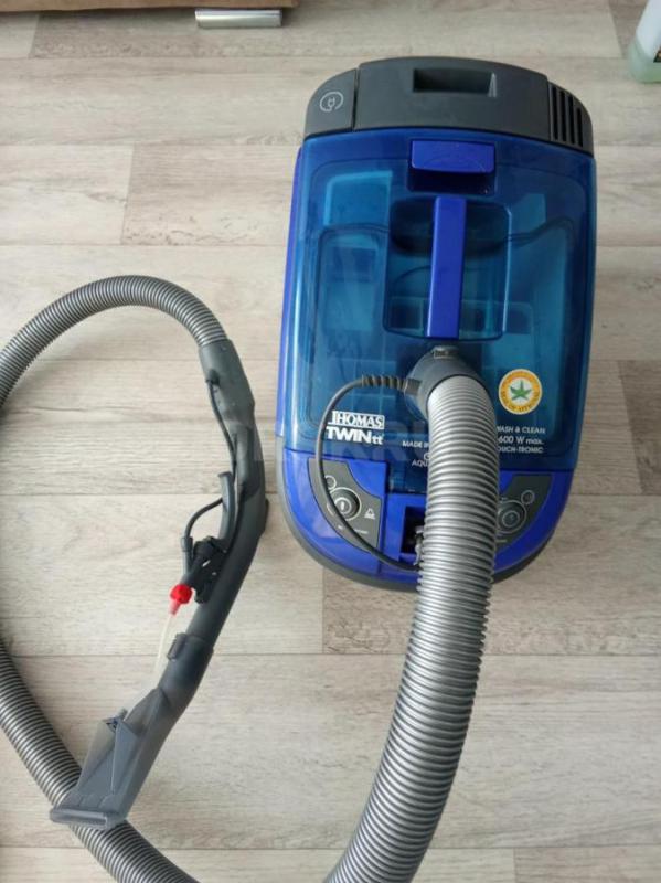 Моющий пылесос Thomas производство Германия , в отличном состоянии - Орск