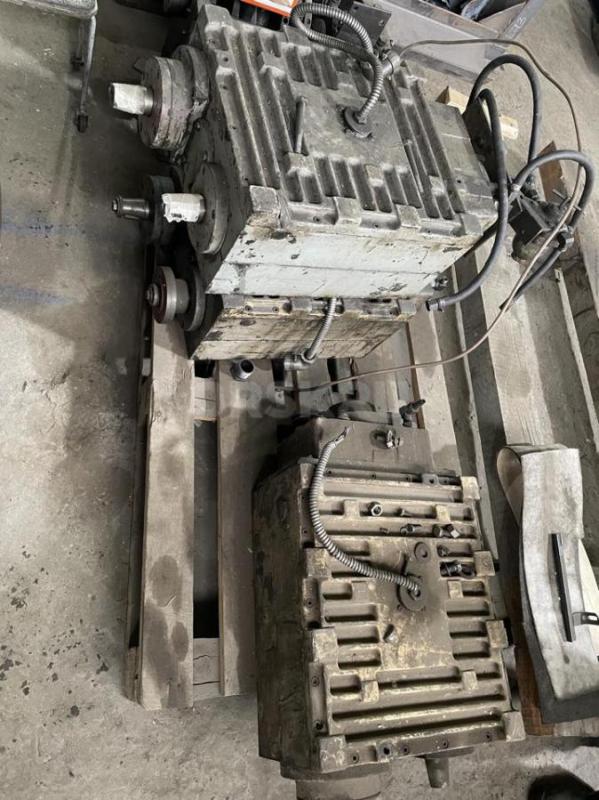 Продам  автоматические коробки перемены передач ,(коробка скоростей)  токарного станка ФТ-11   3шт - Бузулук