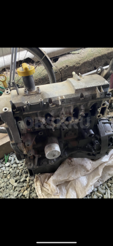 Продам запчасти на Рено Логан
В наличие двигатель 1.6 - 8 клапанная 
Кпп без нареканий 
Стартер - Орск