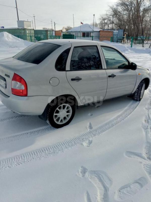 Продам ВАЗ в отличном состоянии эур стекло подъемники музыка сигнализации центр замок двигатель коро - Новоорск