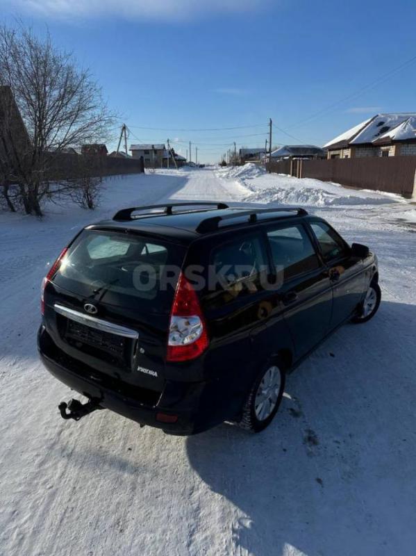 Продам Lada Priora 
2011 года выпуска ( универсал ) 
В хорошем как внешне ,так и техническом состо - Орск