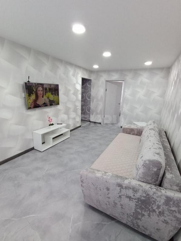 Посуточно 2ух комн квартира. - Орск