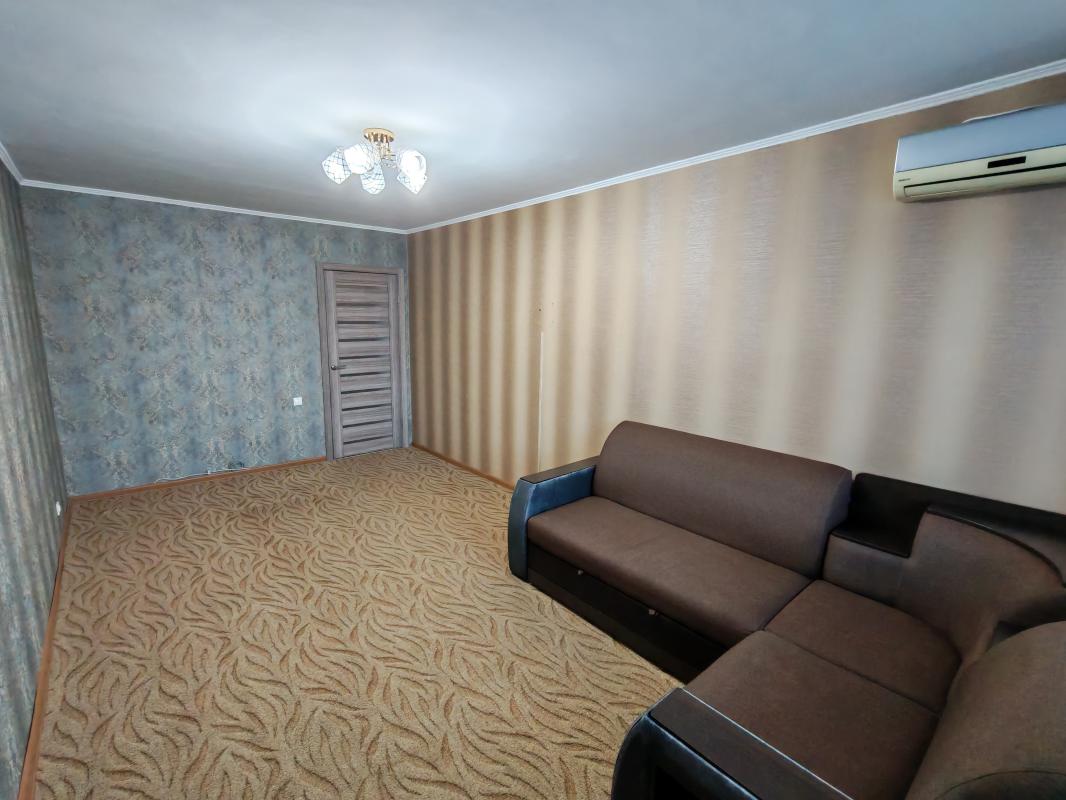 Продам 2-х комнатную квартиру с хорошим ремонтом. - 