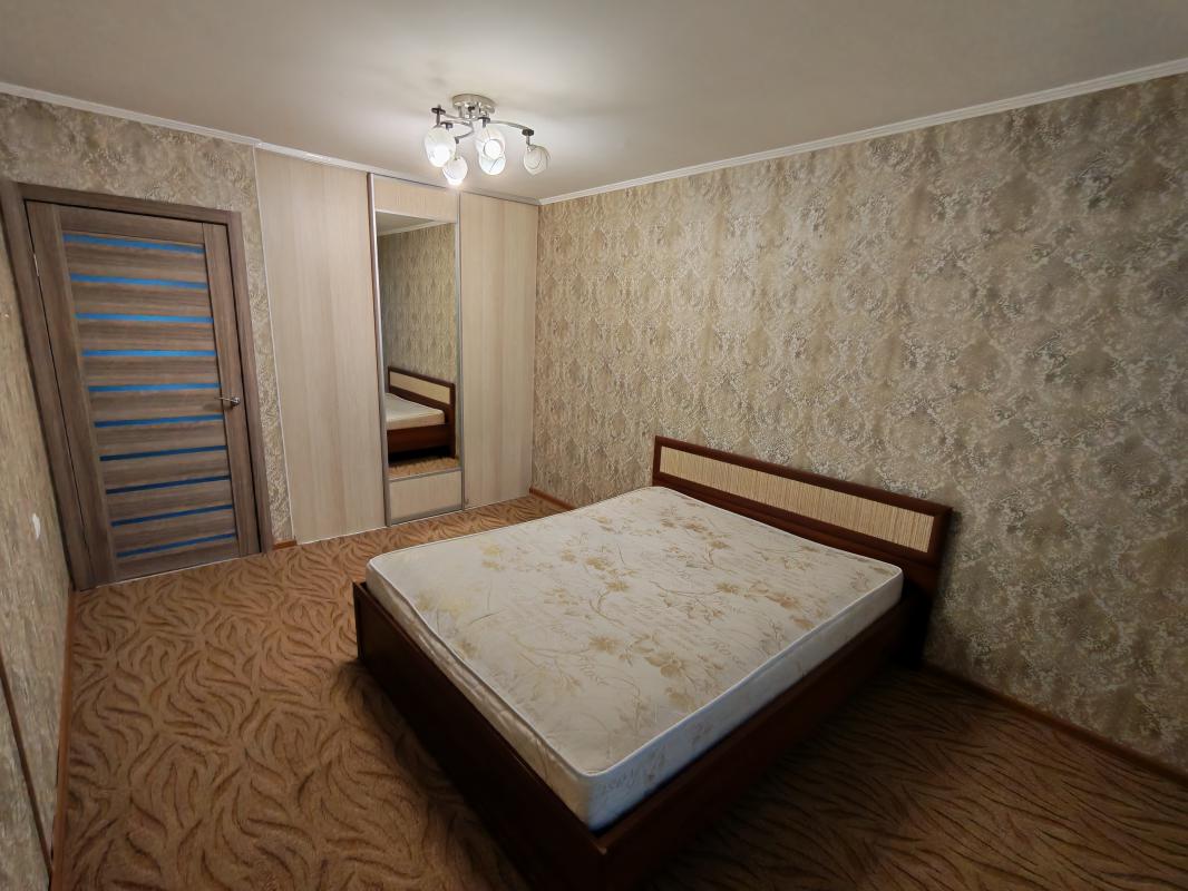 Продам 2-х комнатную квартиру с хорошим ремонтом. - 