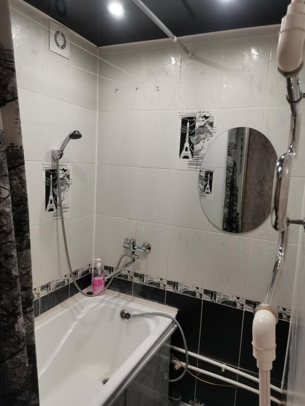 Продам 2-х комнатную квартиру с хорошим ремонтом. - 