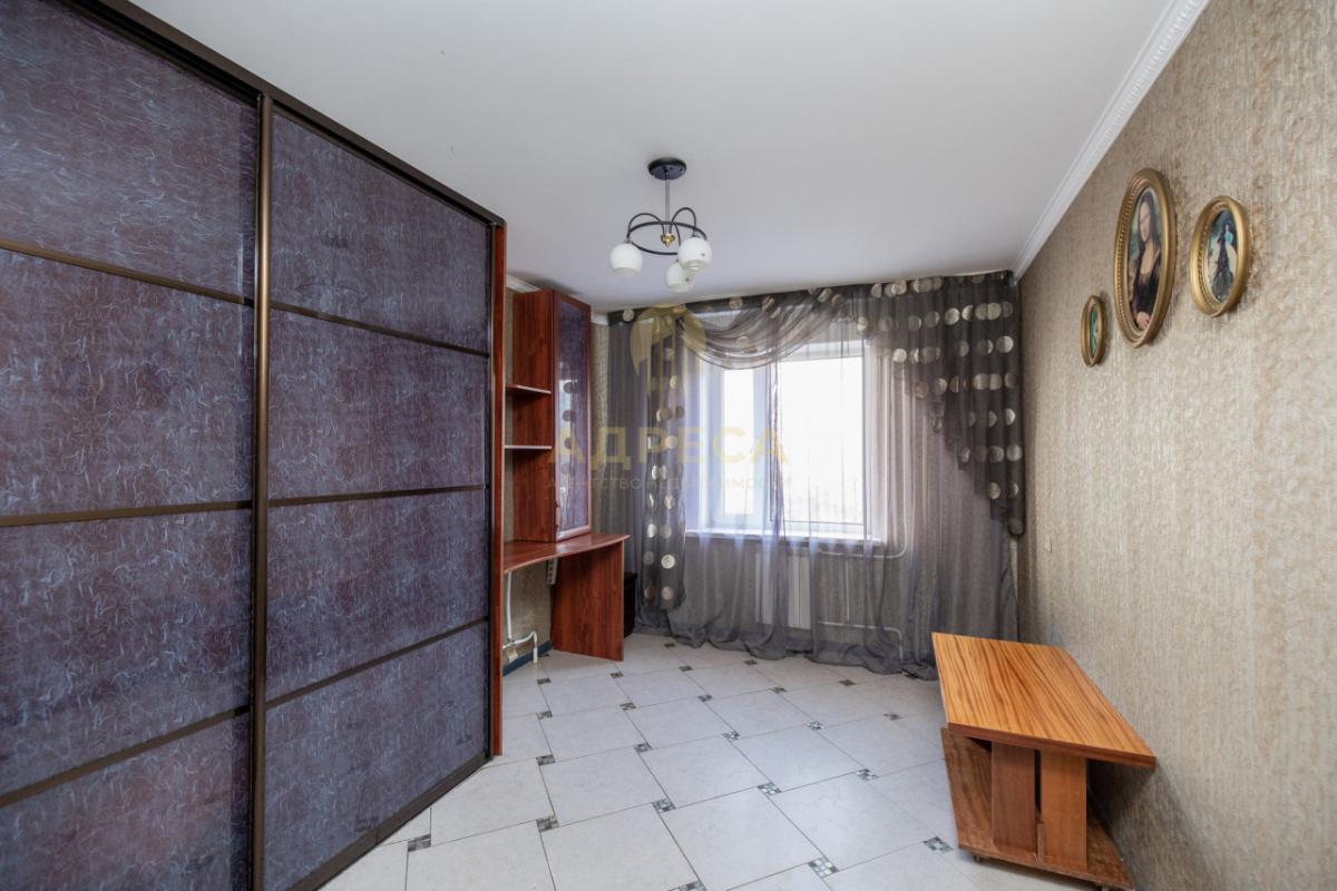 Продается 3-комнатная квартира с дизайнерским ремонтом. - Оренбург