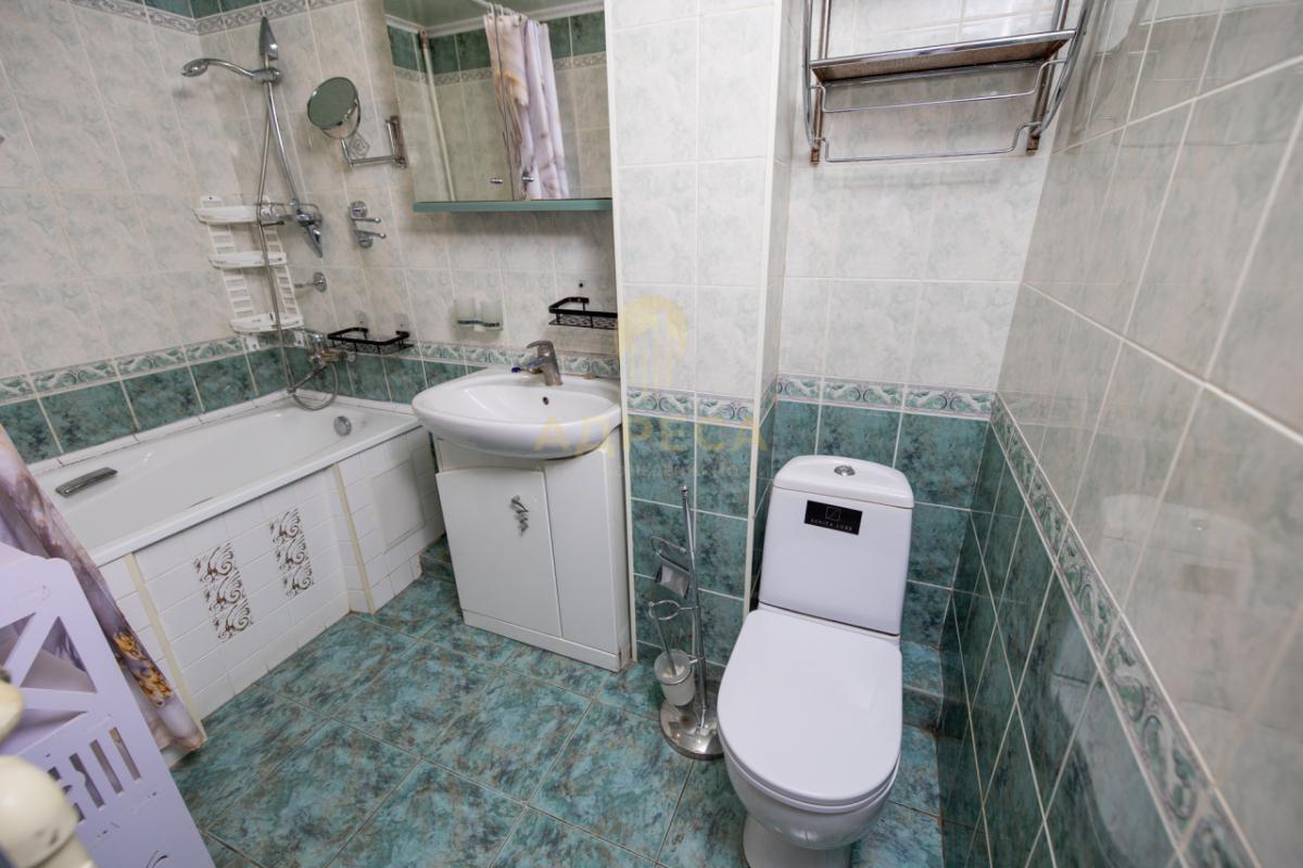 Продается 3-комнатная квартира с дизайнерским ремонтом. - Оренбург