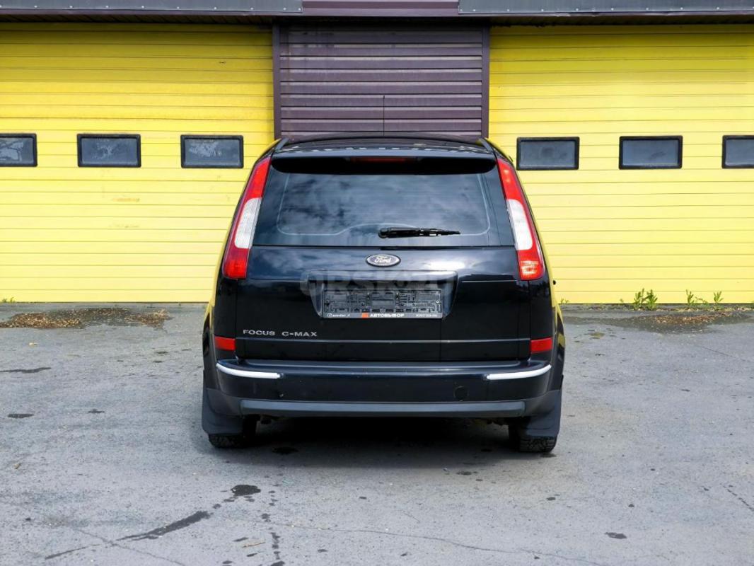 Двигатель 1.8
 Два комплекта колëс
 Юредически чист
 Полный комплект ключей

 Предоставим полно - Орск