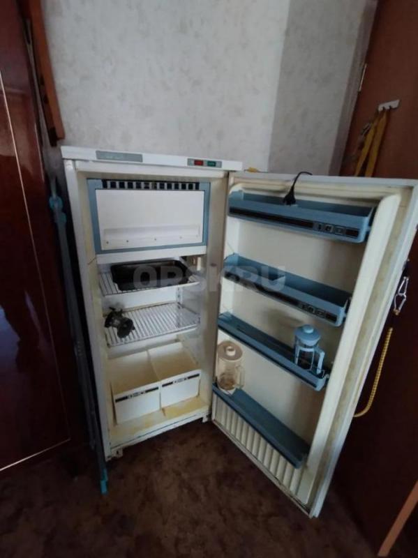 Продам шифоньер, сервант, холодильник Орск8-все позиции по 1т.р - Орск