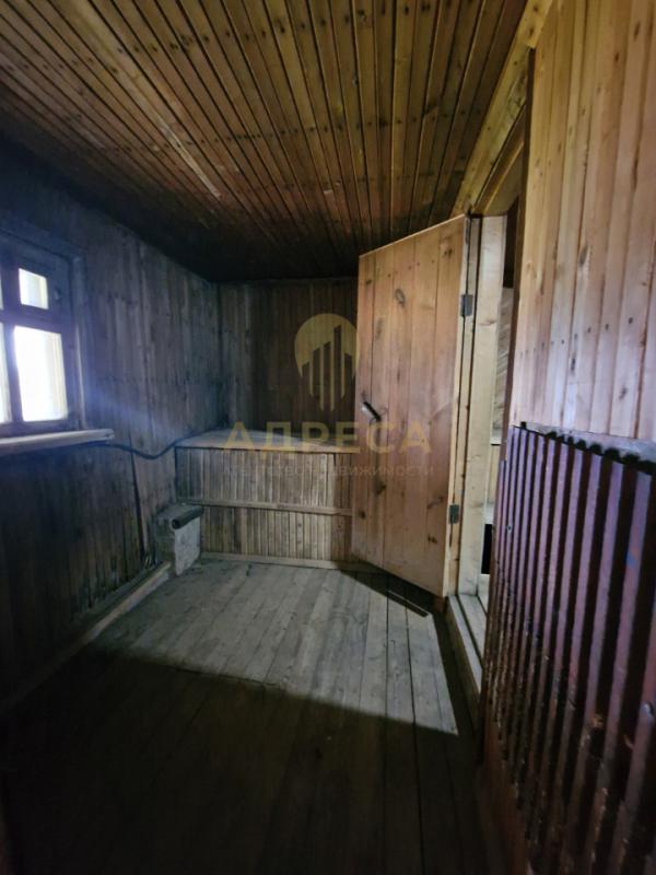 Продаётся дом с земельным участком, всё в собственности, по документам квартира ,общей площадью 75,9 - Краснохолм