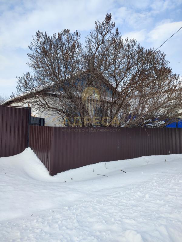 Продается  дом в центре села Сакмара, по улице Фельдшерская,общей площадью 36 квадратных метров. - Сакмара