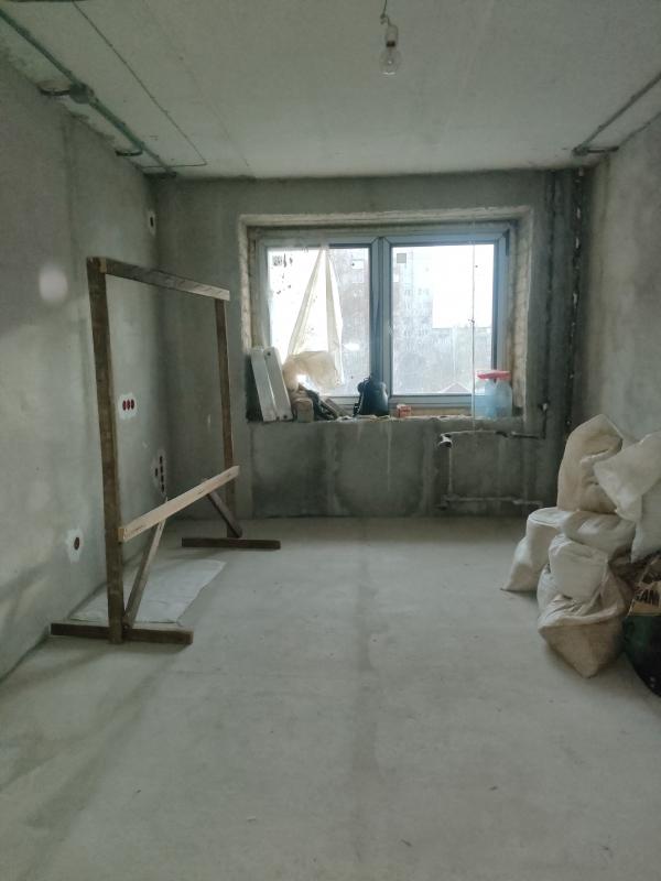 Продам 2-х комнатную квартиру с раздельными ходами. - Новотроицк