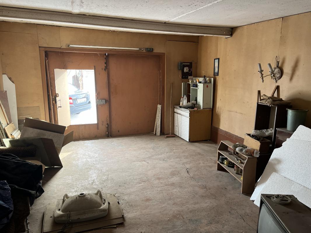 Продам классный гараж с большими воротами. - Новотроицк