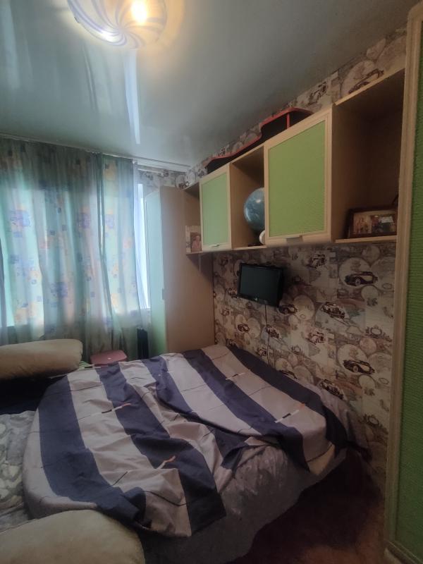 Продаётся просторная четырехкомнатная квартира (45-ка) площадью 61 квадратный метр на пятом этаже пя - Новотроицк