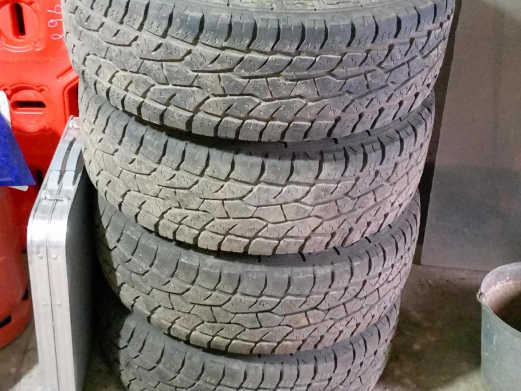 Продам:
1. - Орск