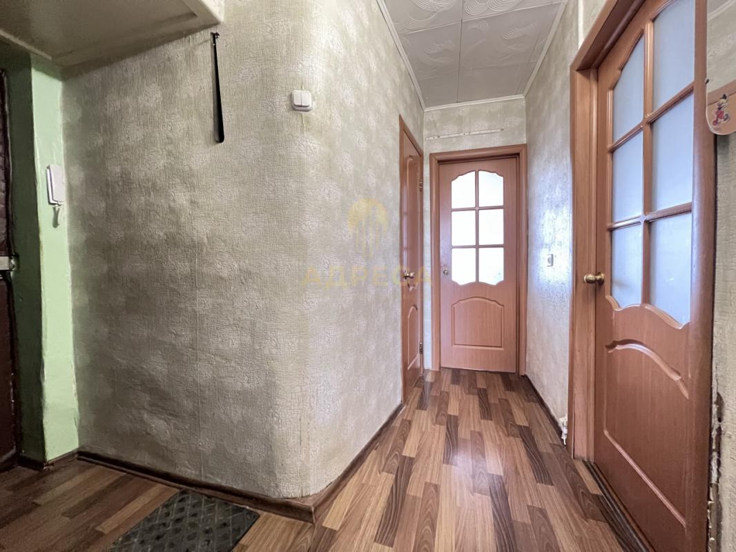 Продаётся тёплая, просторная 3 -х комнатная квартира на 5 этаже 5-ти этажного кирпичного  дома!!! - Оренбург