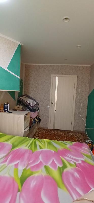 Продается 3-комнатная квартира на привлекательном этаже  ,по адресу: г. - Новотроицк