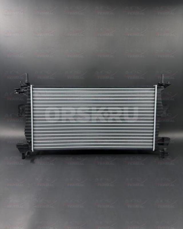 Продам крышку двигателя фокус 2, куга, радиатор форд фокус 3 НОВЫЙ в упаковке 7000 руб - Орск