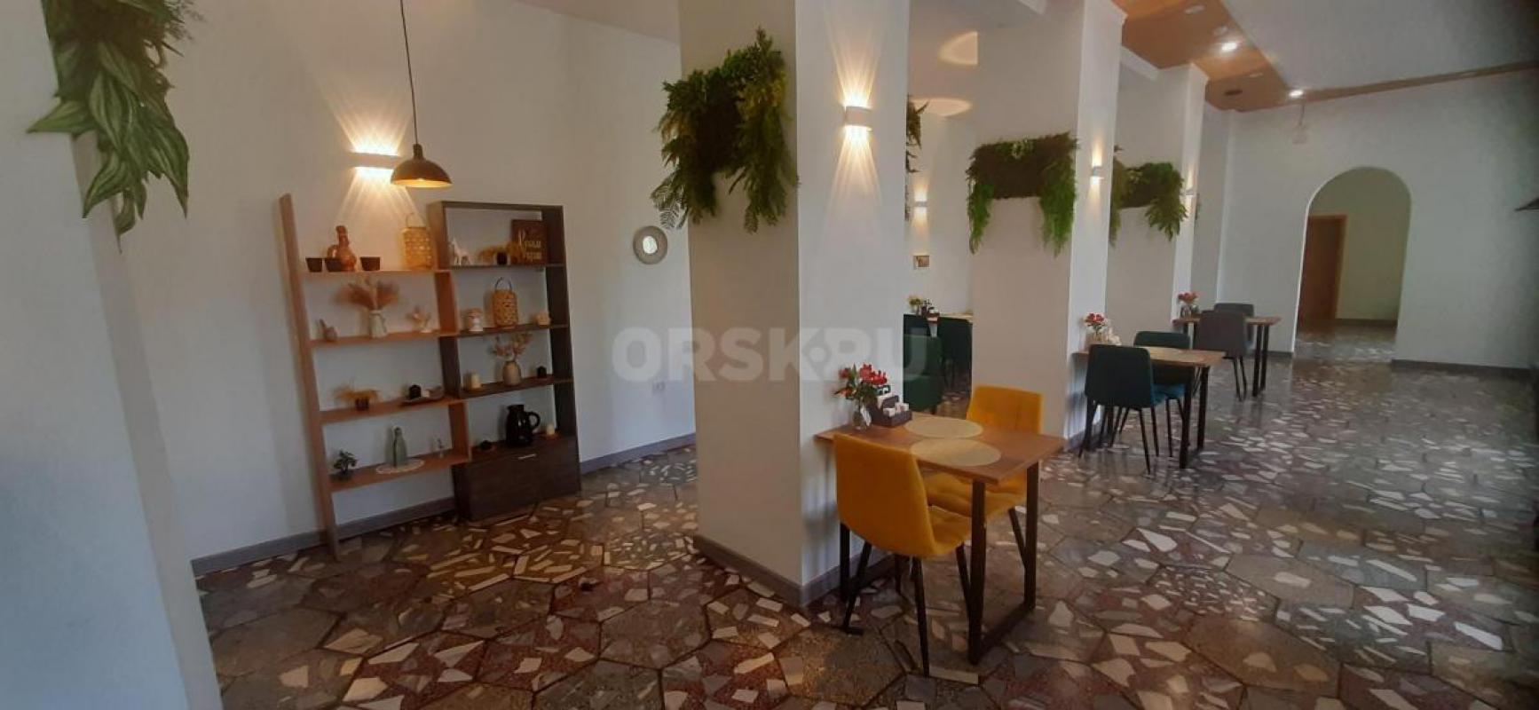 Вакансия помошник повара.... - Орск