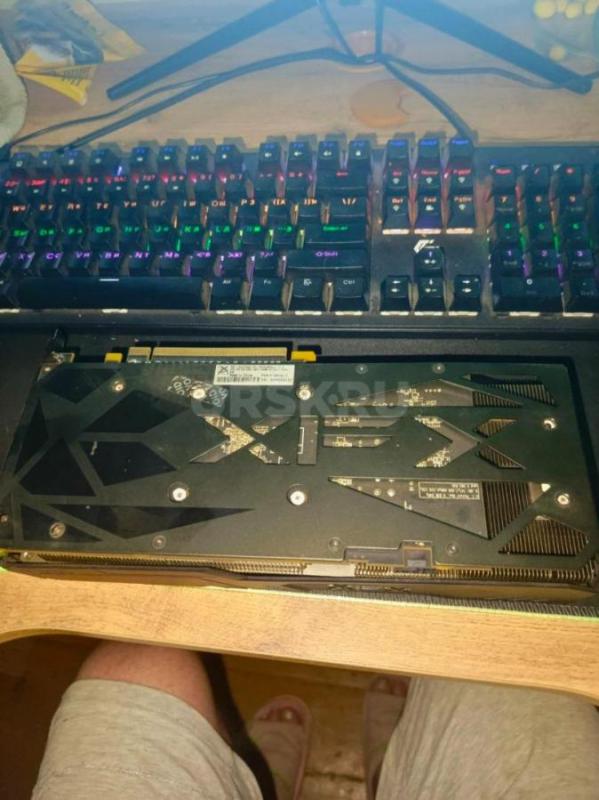 продам видеокарту RX-590GME 8G недавно менял термо пасту и прокладки - Орск
