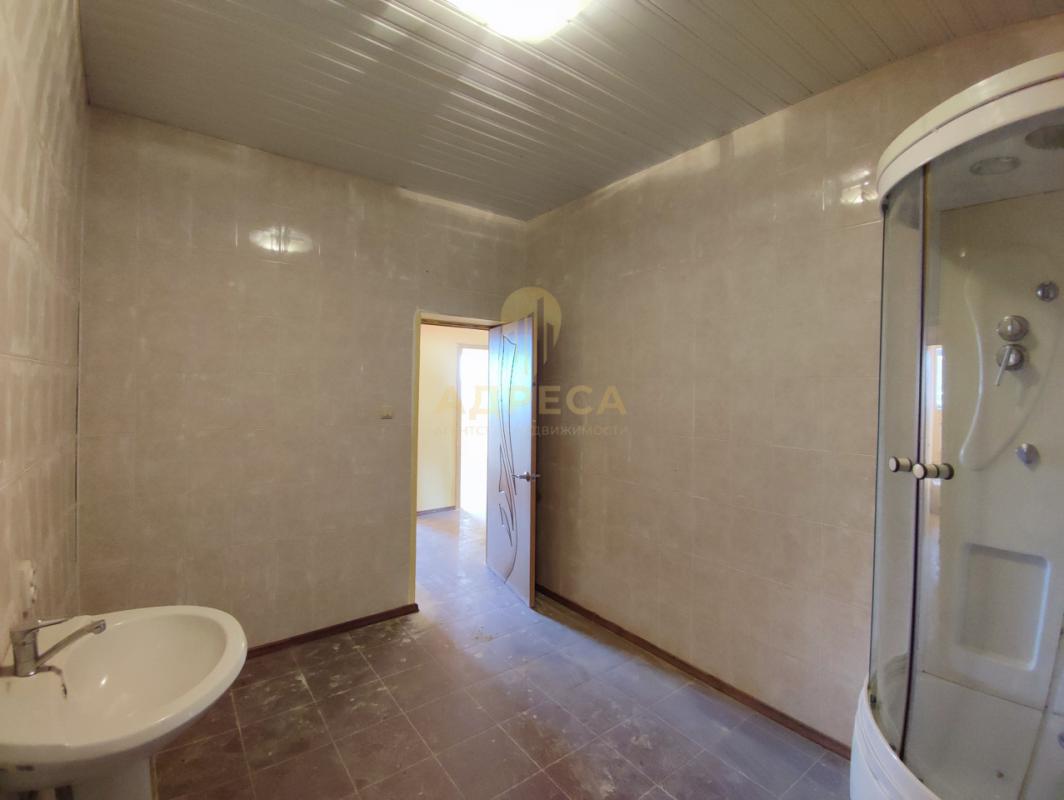 Продаётся новый двухэтажный дом площадью 96,6 квадратных метровв Сакмарском районе на участке 12 сот - Украинка