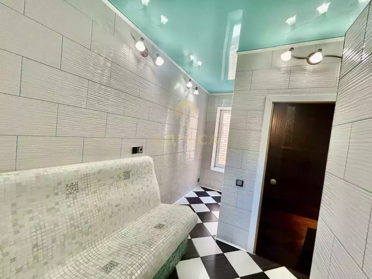 Продается шикарный двухэтажный дом мансардного типа. - Оренбург