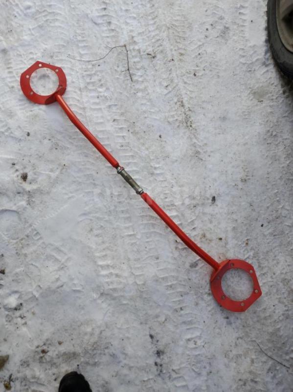 Продам распорку для усиления жёсткости стоек, стояла на Гранте, рассмотрю бартер на рейлинги багажни - Орск