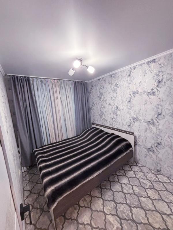 ПРОДАЕТСЯ ХОРОШАЯ УЛУЧШЕННОЙ ПЛАНИРОВКИ 2Х-КОМНАТНАЯ КВАРТИРА В САМОМ ЛУЧШЕМ РАЙОНЕ ГОРОДА на остано - Новотроицк