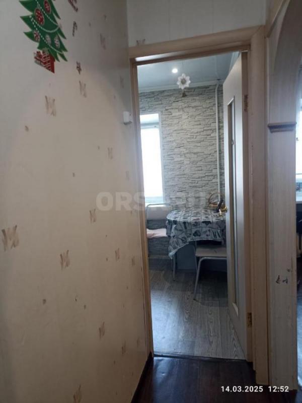 Сдадим двухкомнатную квартиру в центре города по адресу проспект Ленина 21 второй этаж ,лоджия засте - Орск