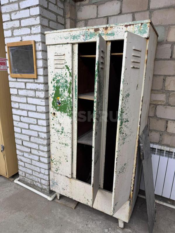 Продам большой металлический шкаф-сейф. - Орск