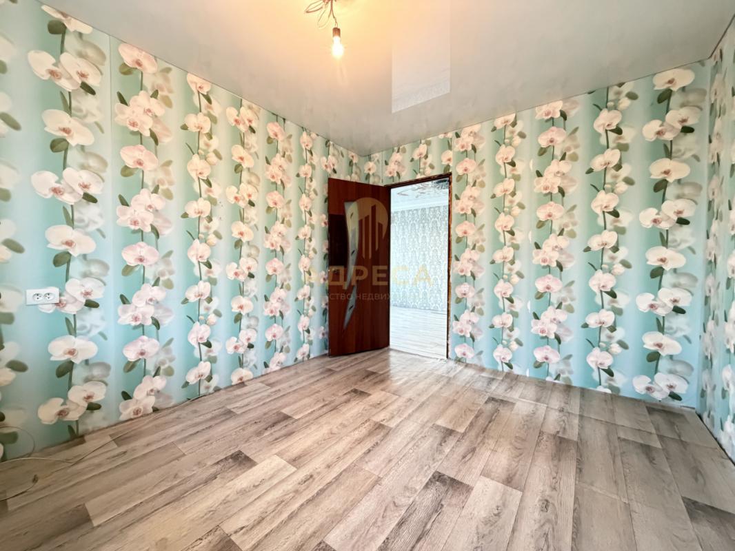 Продаётся просторная 3-х комнатная квартира на 2 этаже 5-ти этажного КИРПИЧНОГО дома. - Медногорск