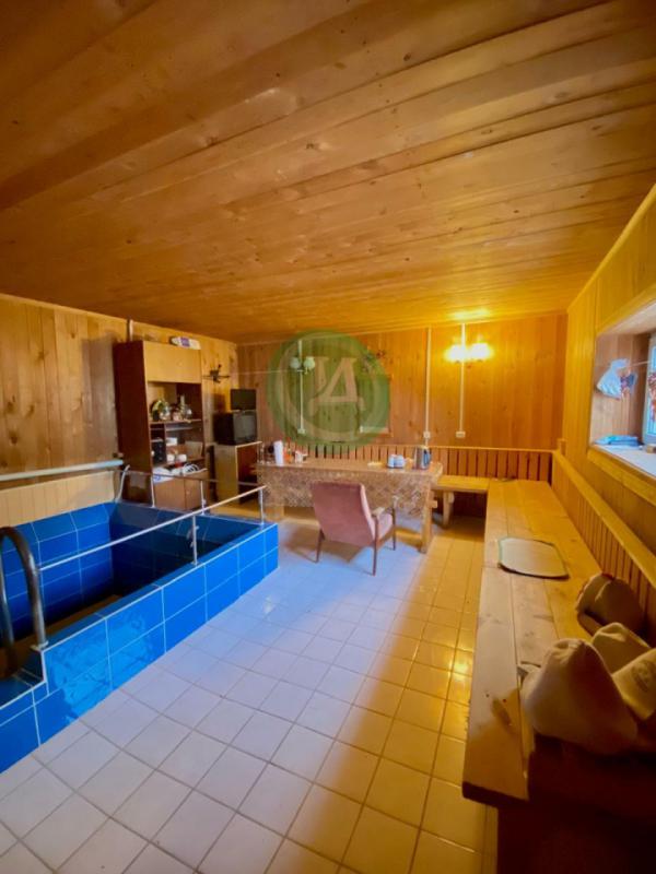 К продаже предлагается индивидуальный жилой дом на земельном участке полностью пригодный для комфорт - Орск