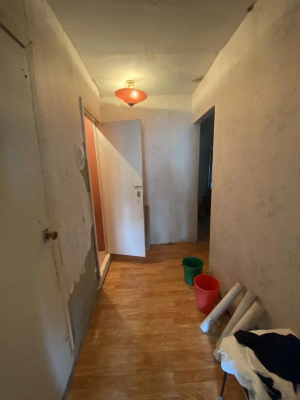 В продаже улучшенная  3-комнатная квартира по адресу:  г. - Новотроицк